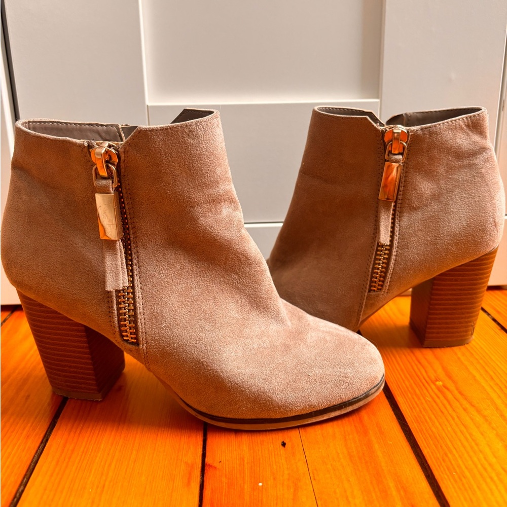 Apt. 9 Taupe Ankle Booties with Zipper